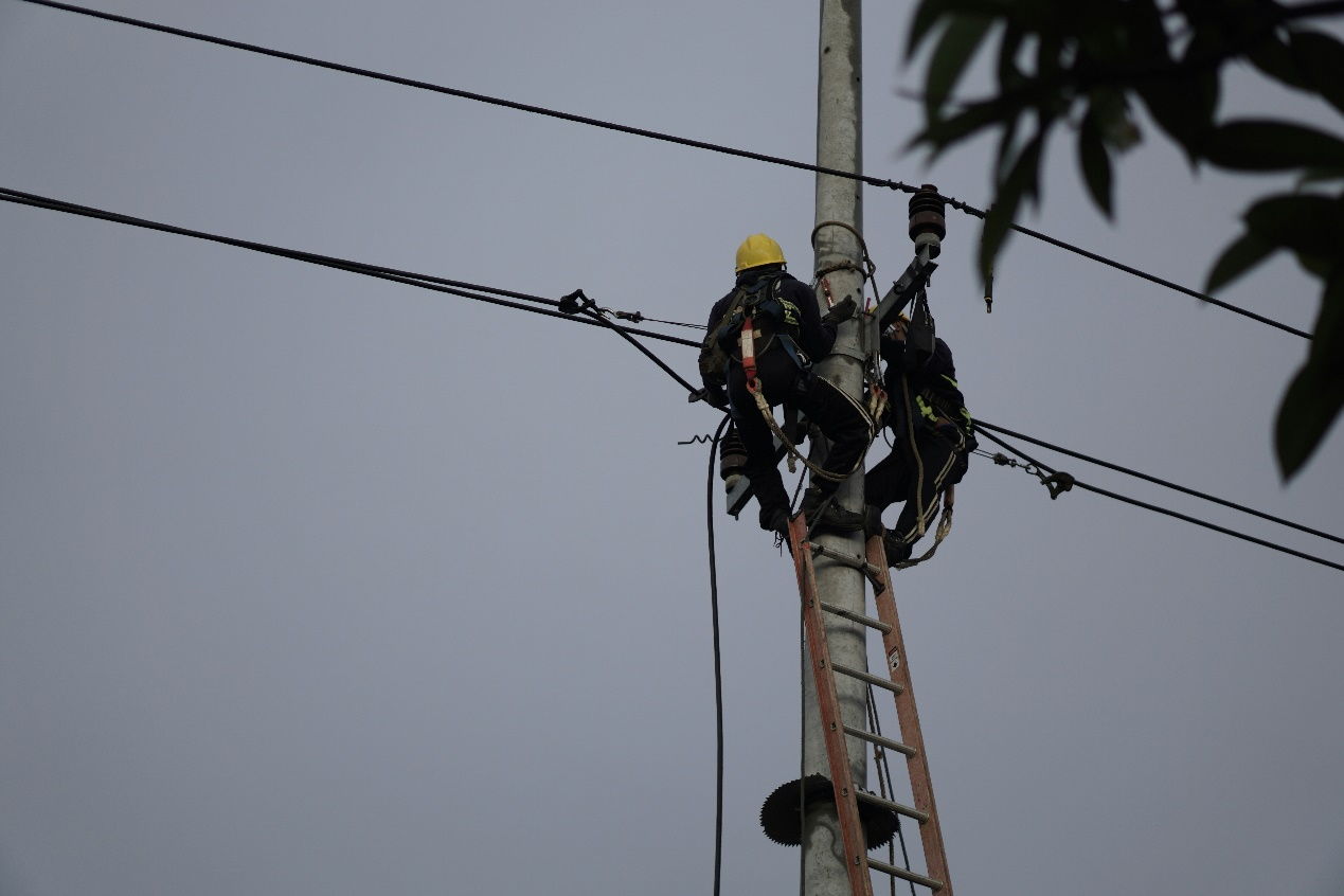 FTTH Netwerkinstallasie: hoë snelheidsoptiese verbinding